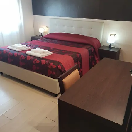 Hotel Colombo 3*