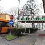 コロンボ ホテル マルゲーラ