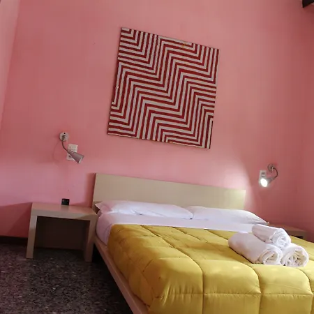 コロンボ ホテル