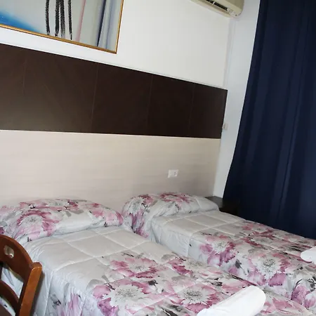 ホテル コロンボ