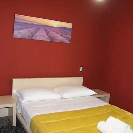 コロンボ ホテル マルゲーラ